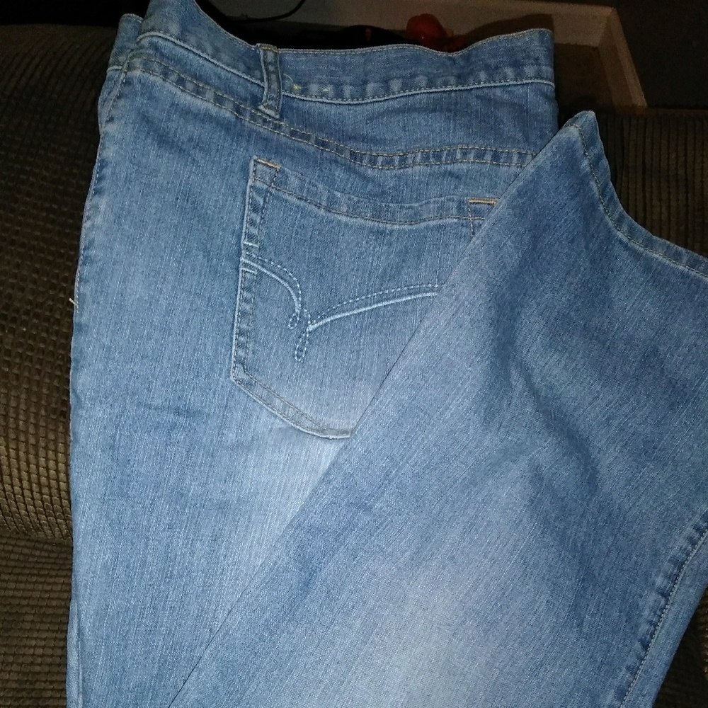 FashionBug🐞Jeans👖